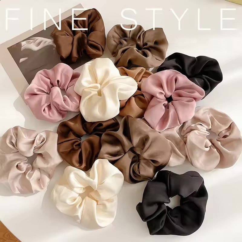 10 Scrunchies: Gomas de seda francesa para cuidar de tu cabello
