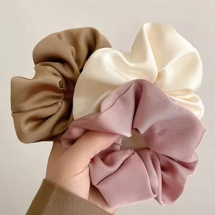 10 Scrunchies: Gomas de seda francesa para cuidar de tu cabello